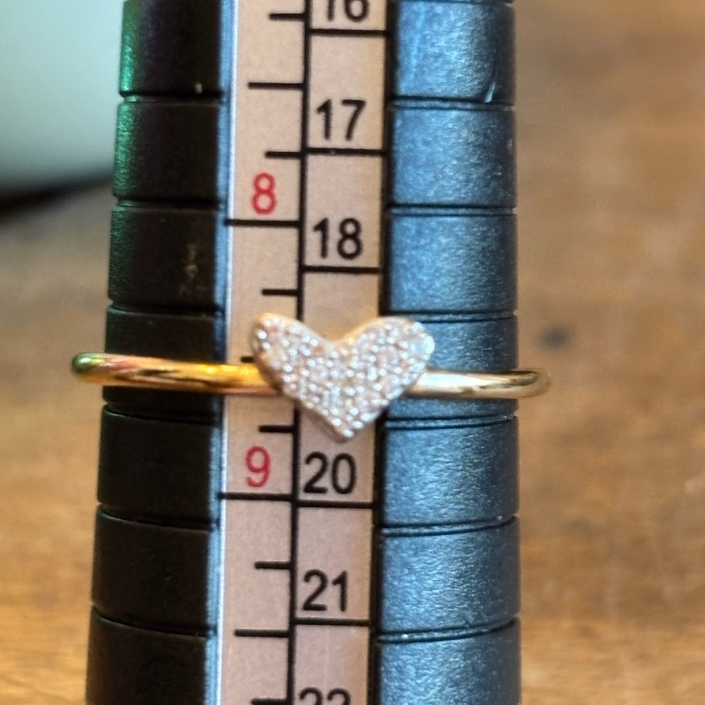 Kendra Scott Gold Tone Heart Ring with Pavé Crystals - Picture 5 of 5